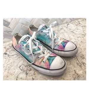 Converse Womens Size 6 Color Run Pink Blue Sneaker